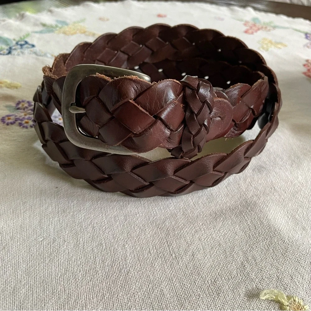 Vintage Genuine Leather Braided Brown Leather Belt. Silver Buckle. 46